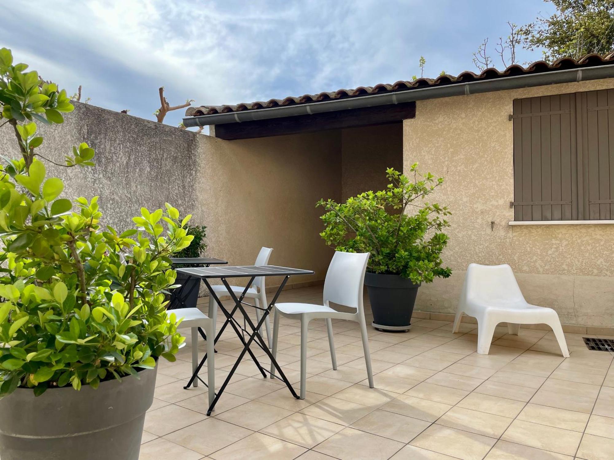 Hotel L'Escale Aigues-Mortes Ngoại thất bức ảnh