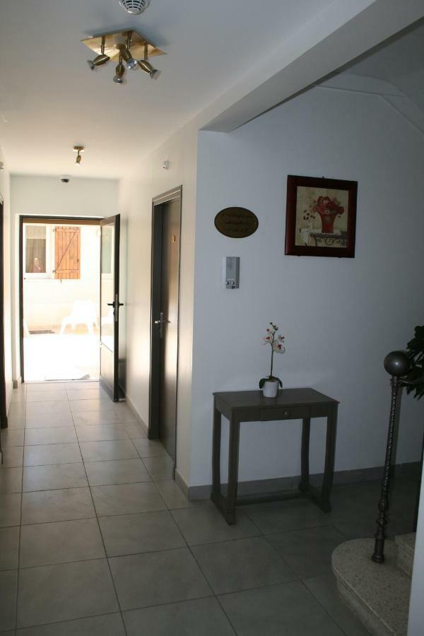 Hotel L'Escale Aigues-Mortes Ngoại thất bức ảnh